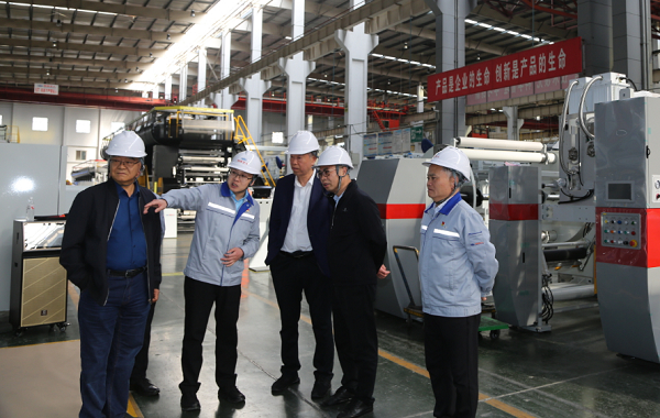 中国包装联合会李华会长一行赴陕西北人开展调研 共话产业高质量发展新路径